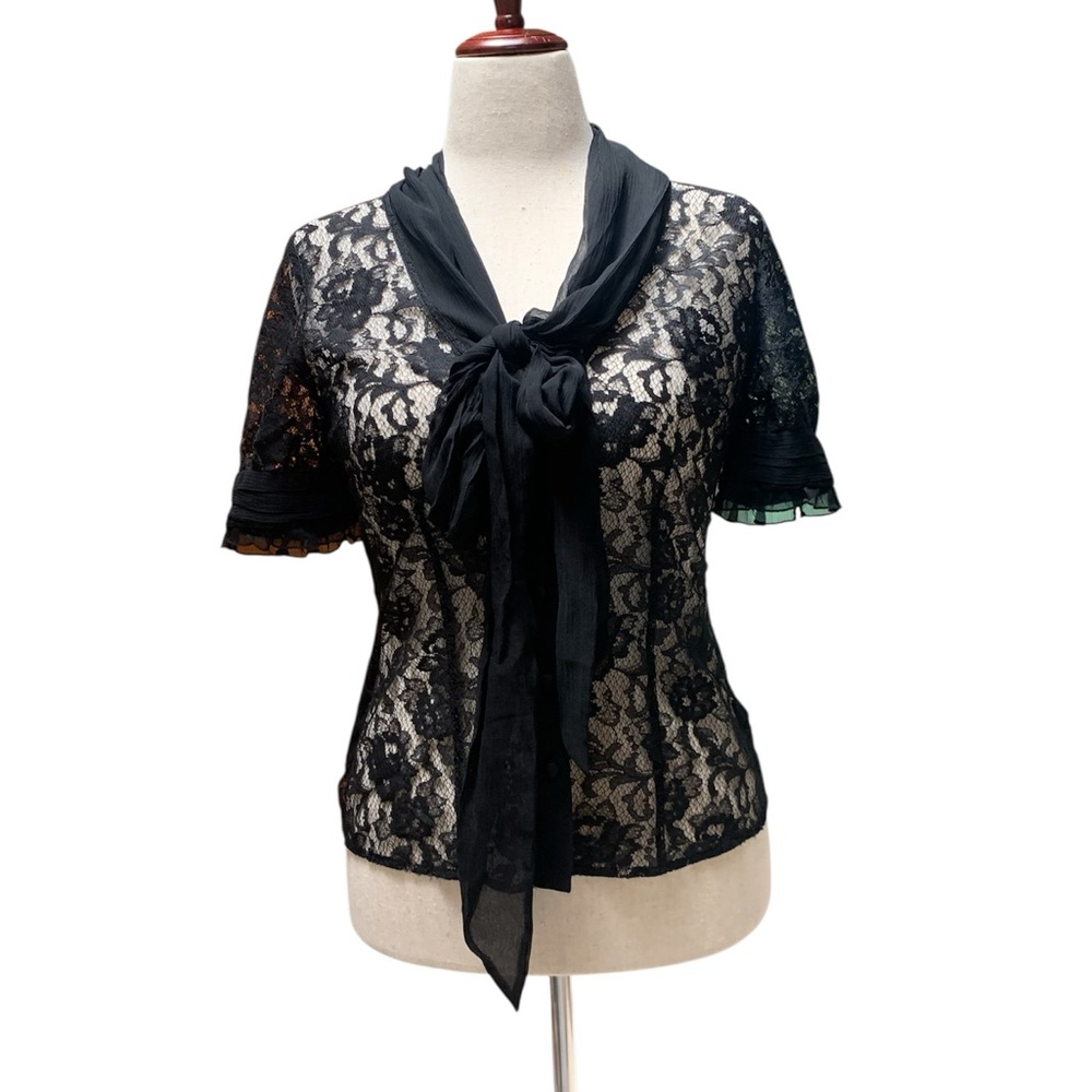 White House Black Market Black Lace Blouse Button Up Size 6